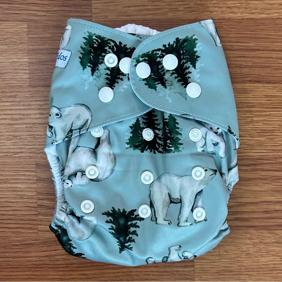 Leekalos Other - Polar Bear Print Pocket Diaper EUC